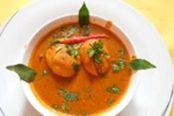 Order Anda Masala / Egg Curry food online from Mintt Indian Cuisine store, Pittsburgh on bringmethat.com
