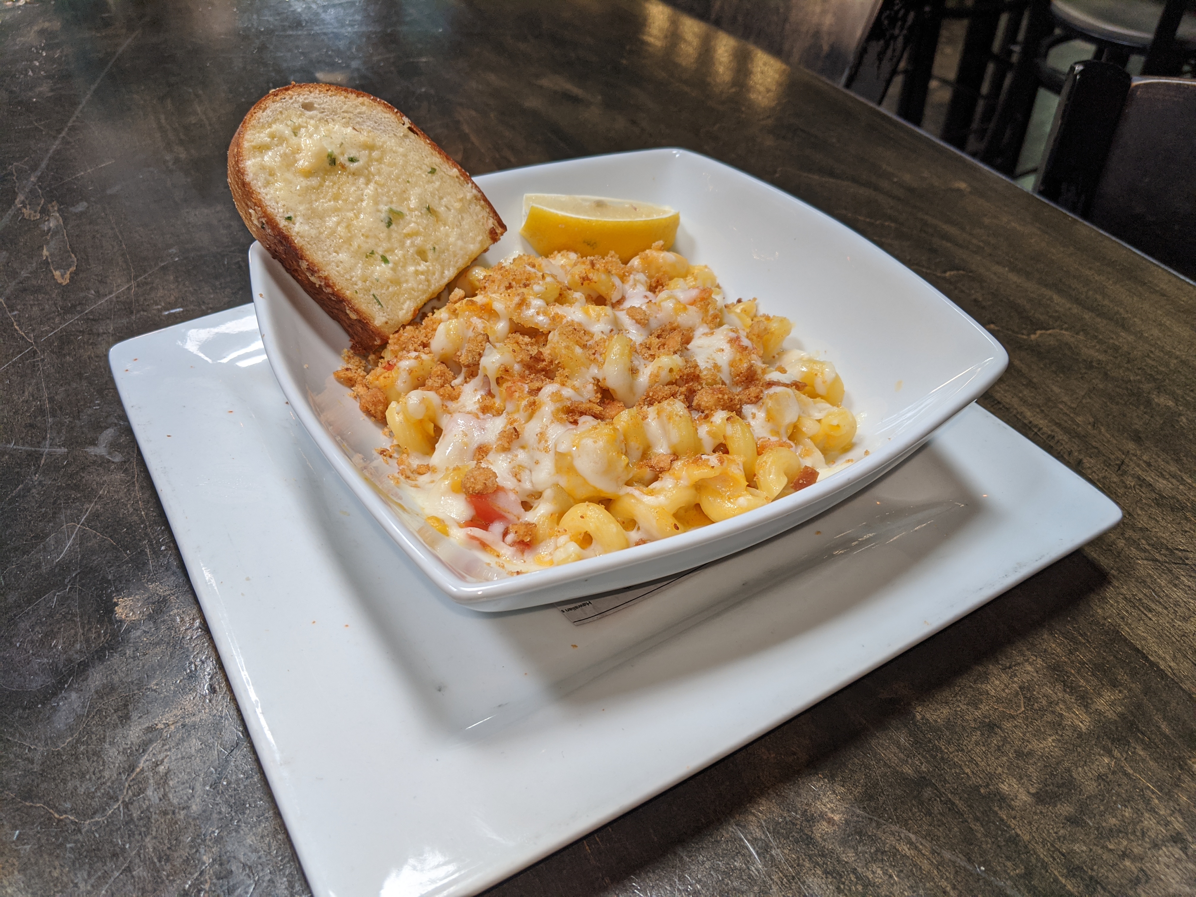Order Lobster Mac and Cheese food online from Sd Taproom store, San Diego on bringmethat.com