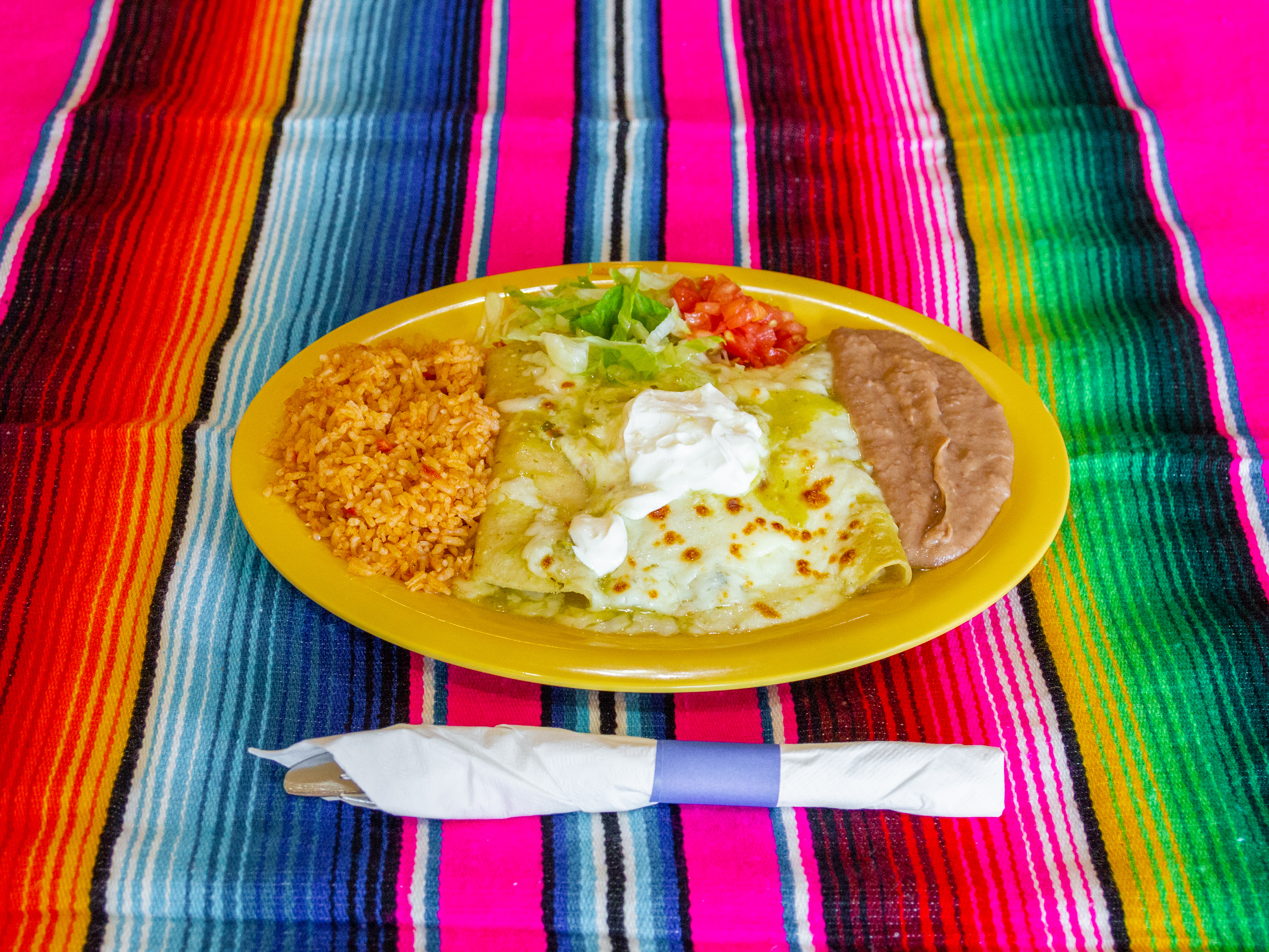 Order Enchiladas Suizas food online from Don Taco Bar And Grill store, Dearborn on bringmethat.com