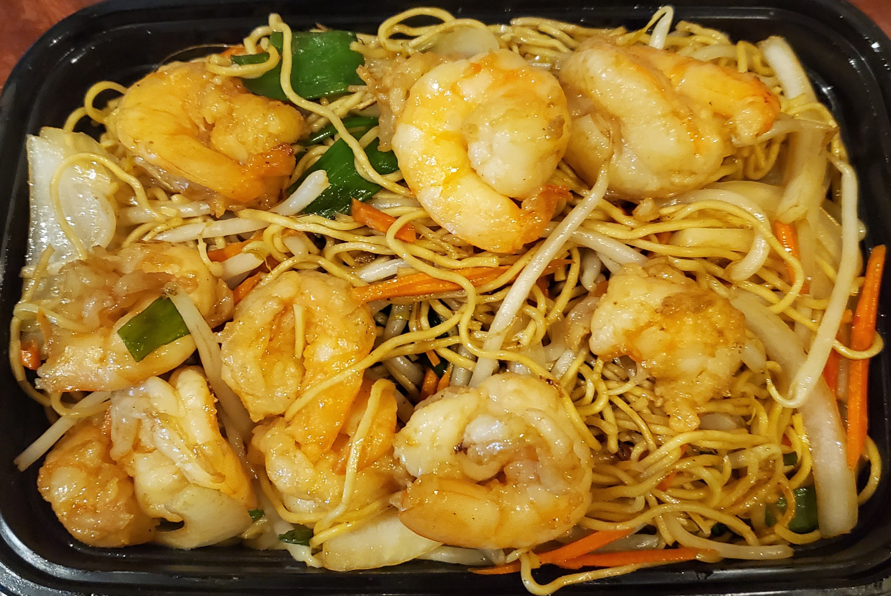 Order Shrimp Lo Mein 虾仁捞面 food online from Canton Phoenix store, Portland on bringmethat.com