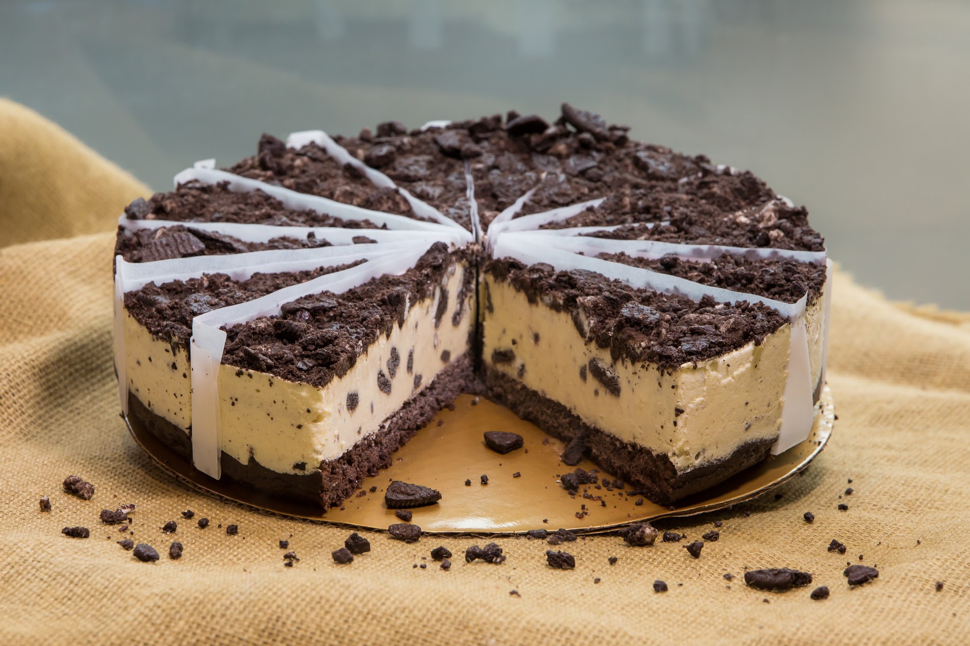 Order Slice of Oreo Cake food online from Madison's Pizza store, Albany on bringmethat.com