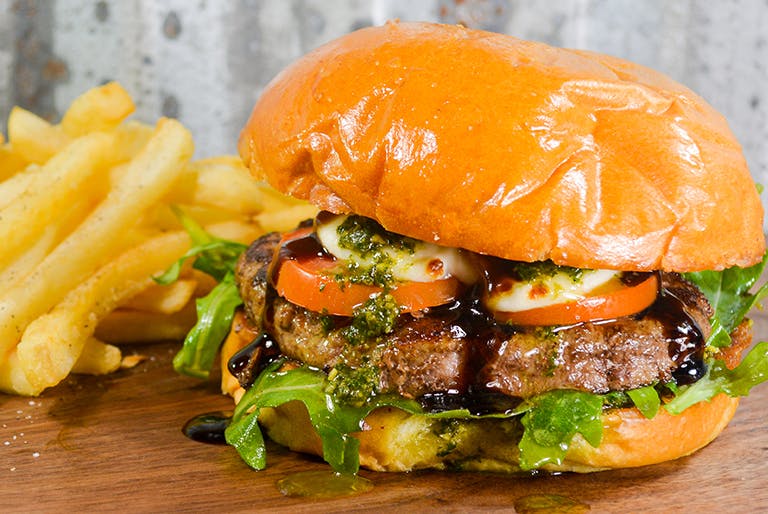 Order Farmhouse Burger - Burger food online from Ciconte's Italia Pizzeria store, Gibbstown on bringmethat.com