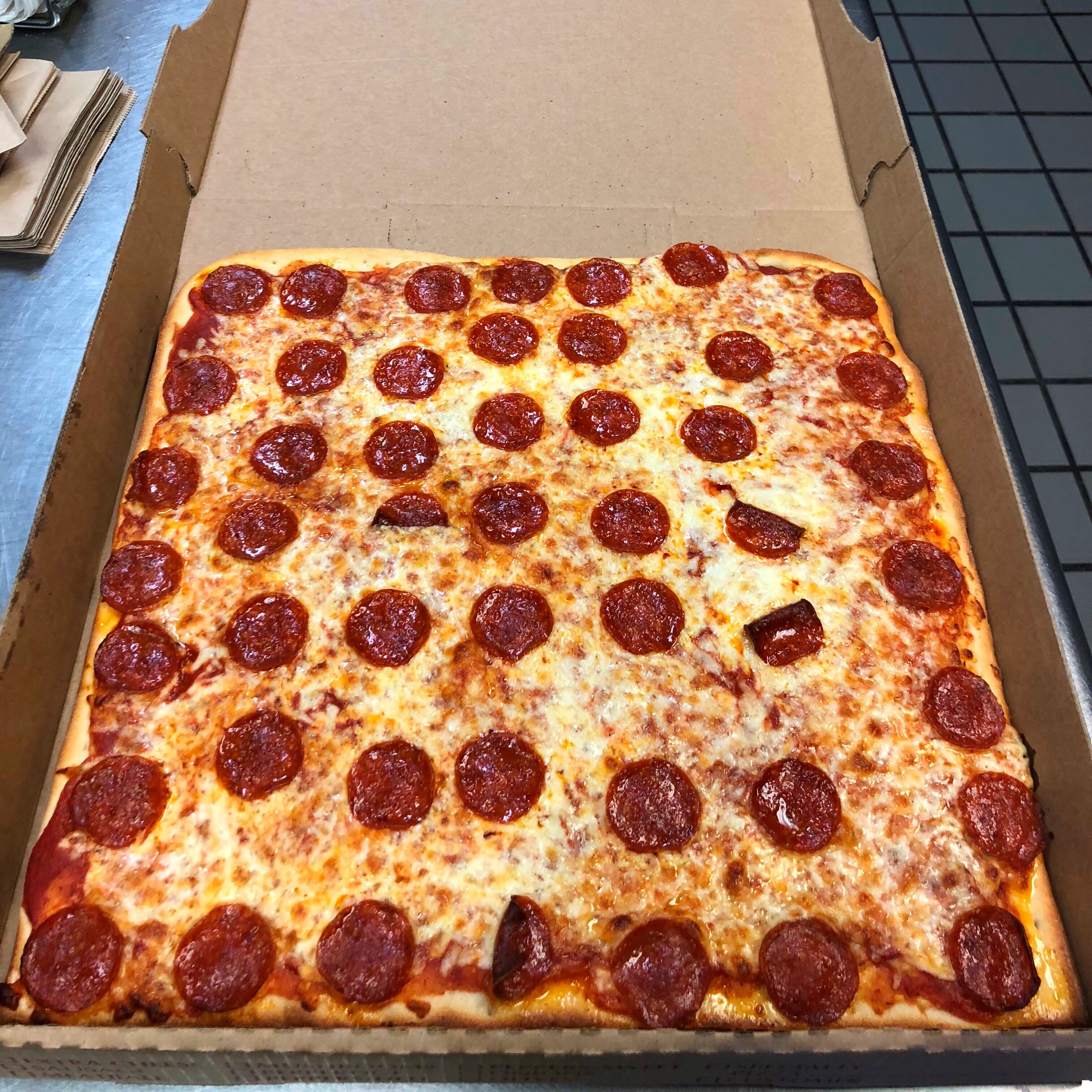Order 16" Sicilian Pizza food online from Linda New York Pizzeria store, Rochester on bringmethat.com
