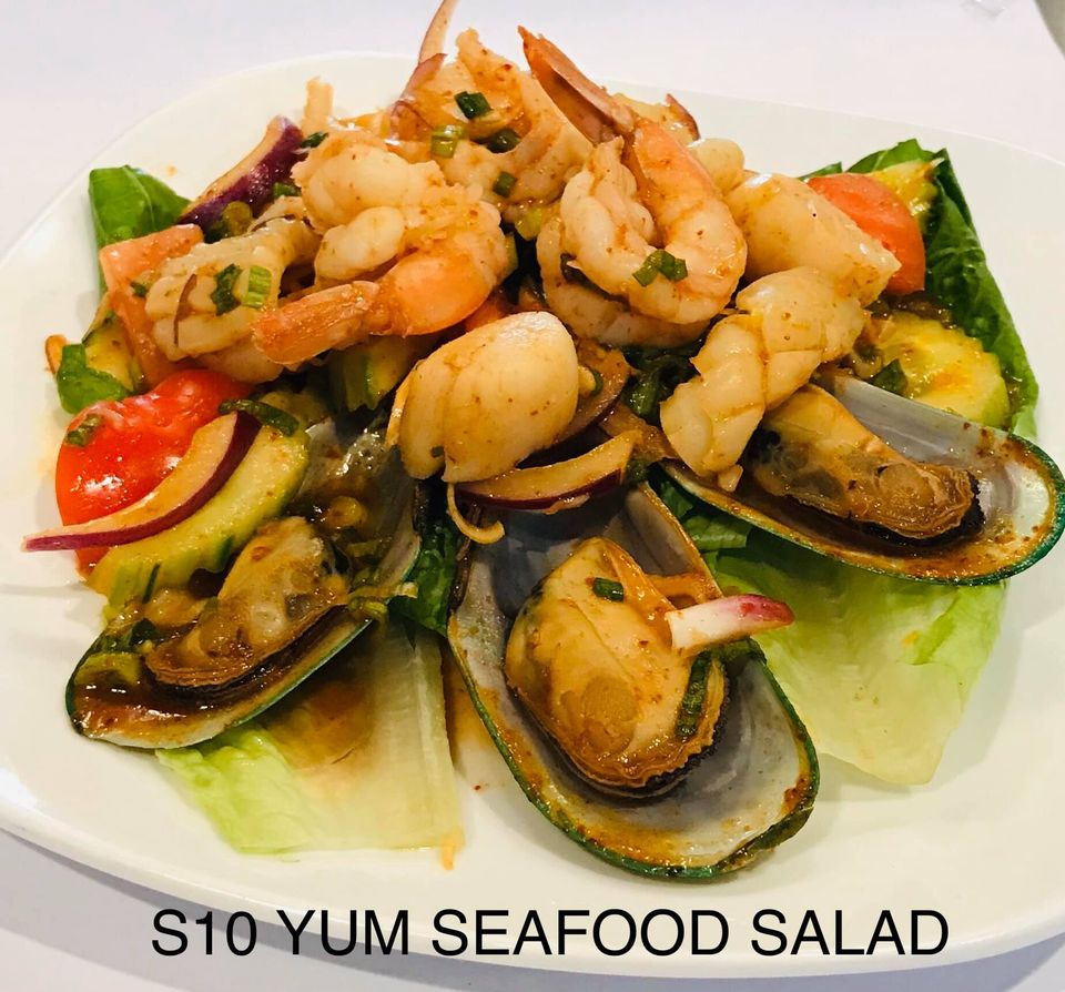 Order S10. Yum Seafood Salad Lunch food online from Boba Tea Cafe store, Niagara Falls on bringmethat.com