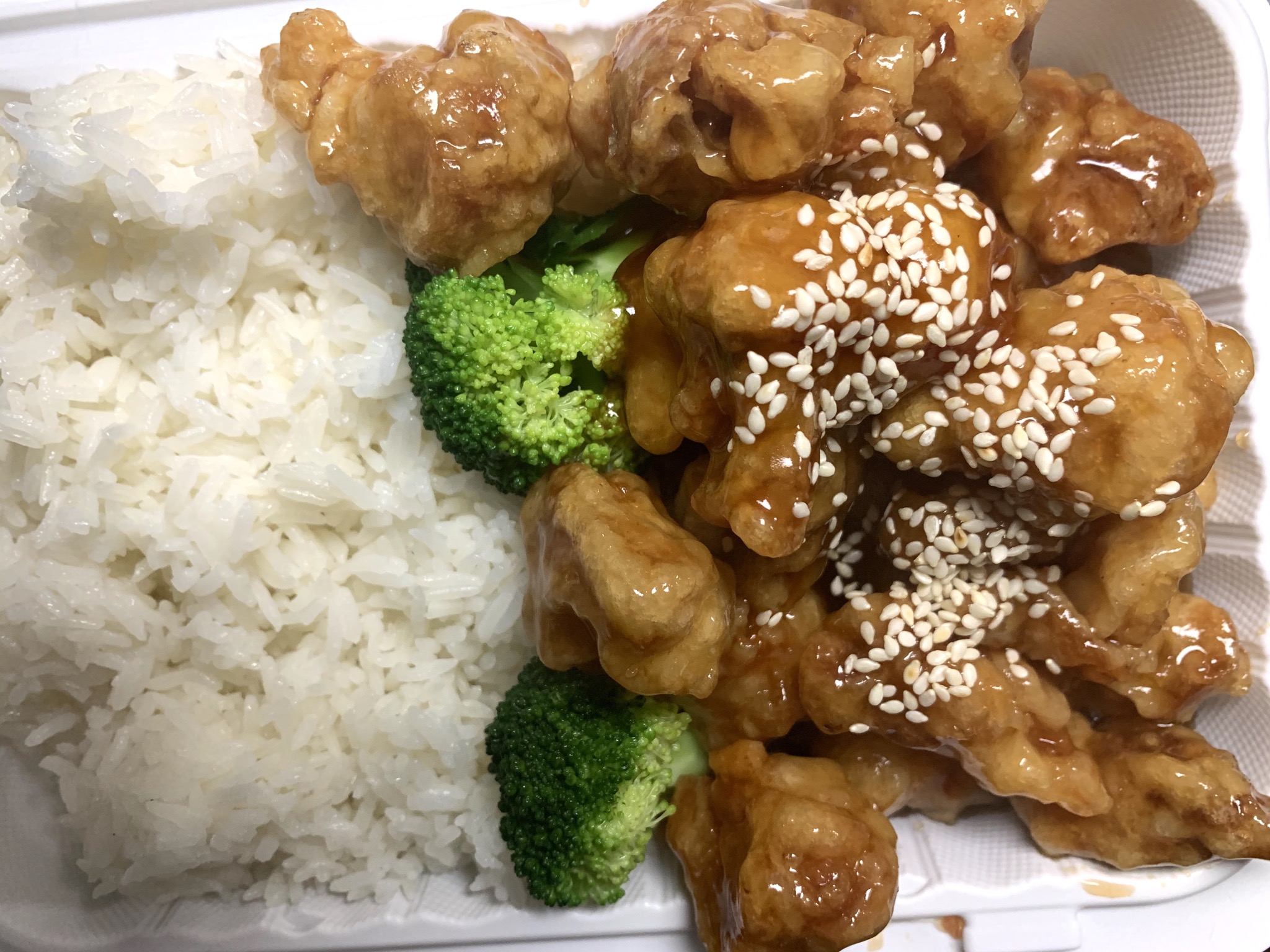 Order Sesame Chicken Chef's Special food online from Asian yummy house store, Brooklyn on bringmethat.com