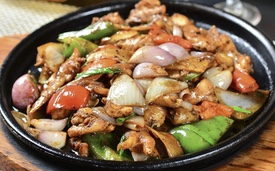 Order Chicken w. Black Bean Sauce豆豉鸡 food online from Grand Sichuan store, Jersey City on bringmethat.com