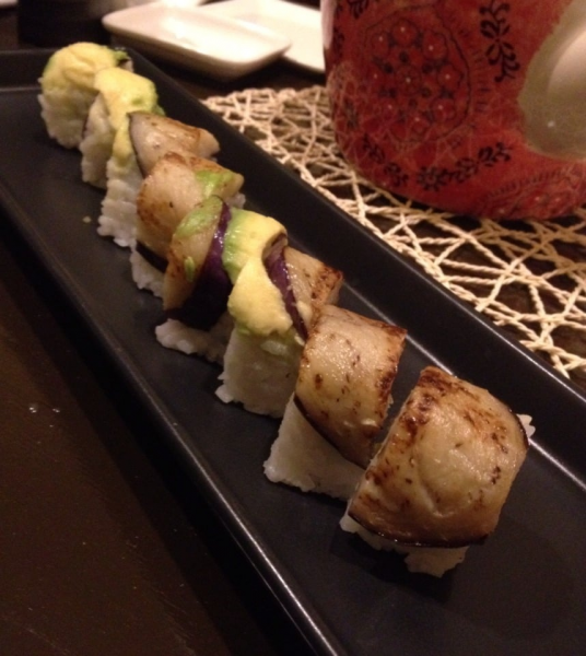 Order Veggie Dragon Roll food online from Arashi Sushi store, San Francisco on bringmethat.com