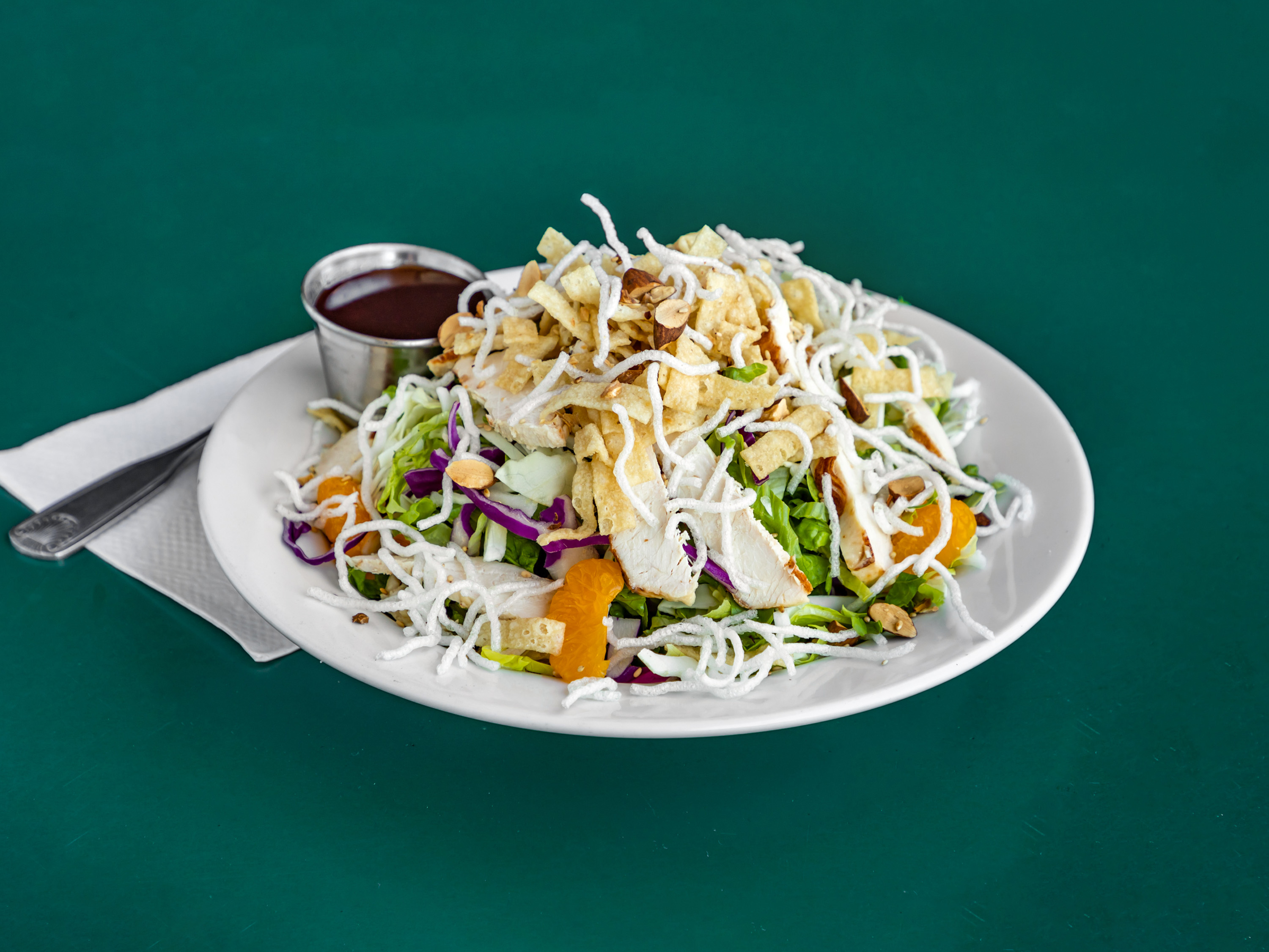Order Chinese Chicken Salad food online from Ciccero's store, Los Angeles on bringmethat.com
