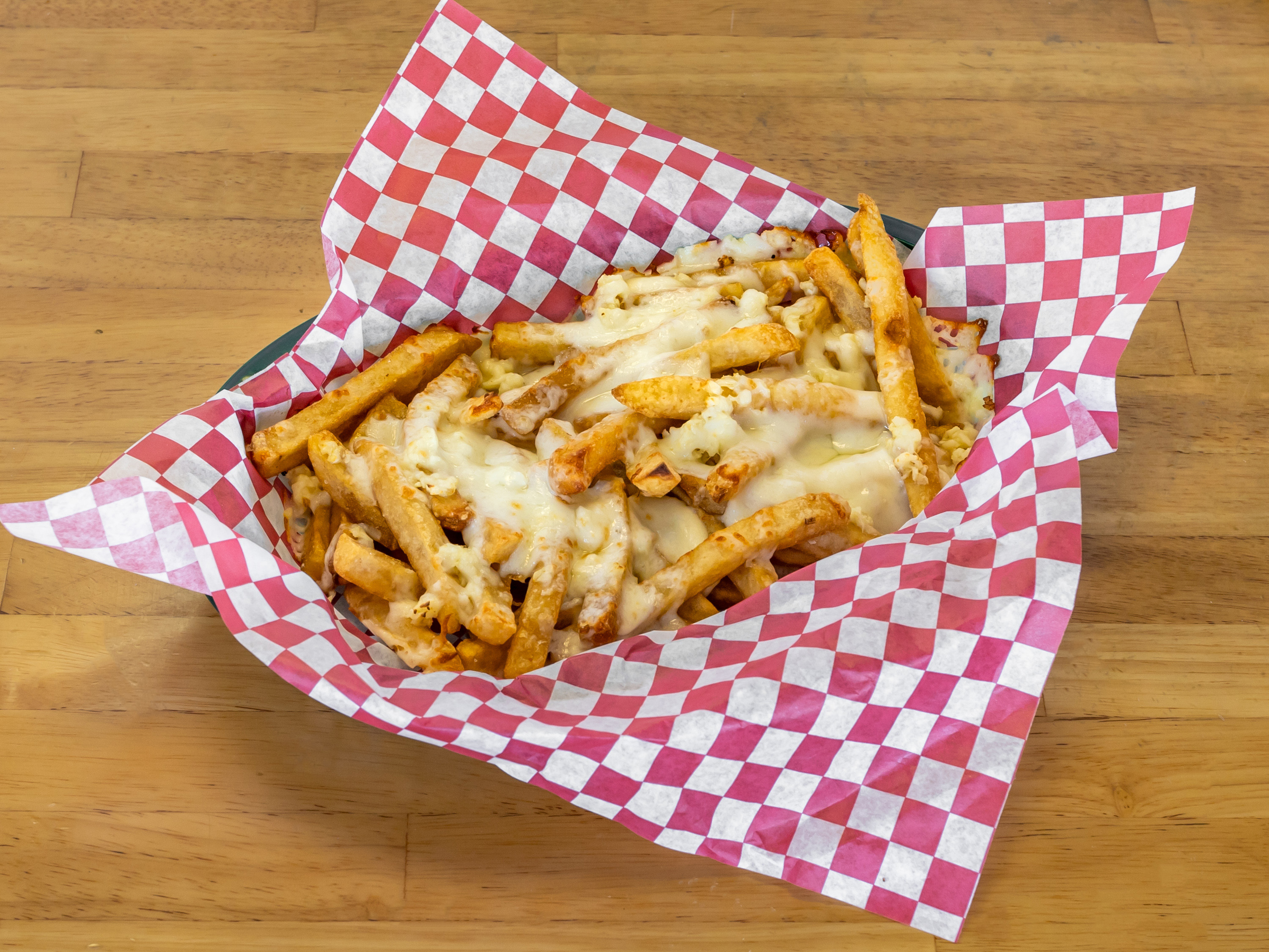 Order Garlic Cheese Fries food online from Zeppo Pizza store, Bakersfield on bringmethat.com
