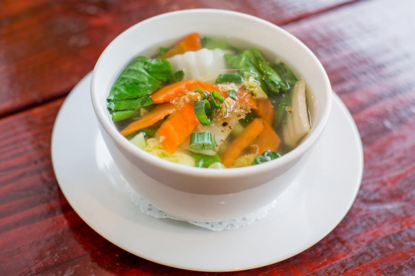 Order House Soup food online from Prik Thai Kitchen store, Astoria on bringmethat.com