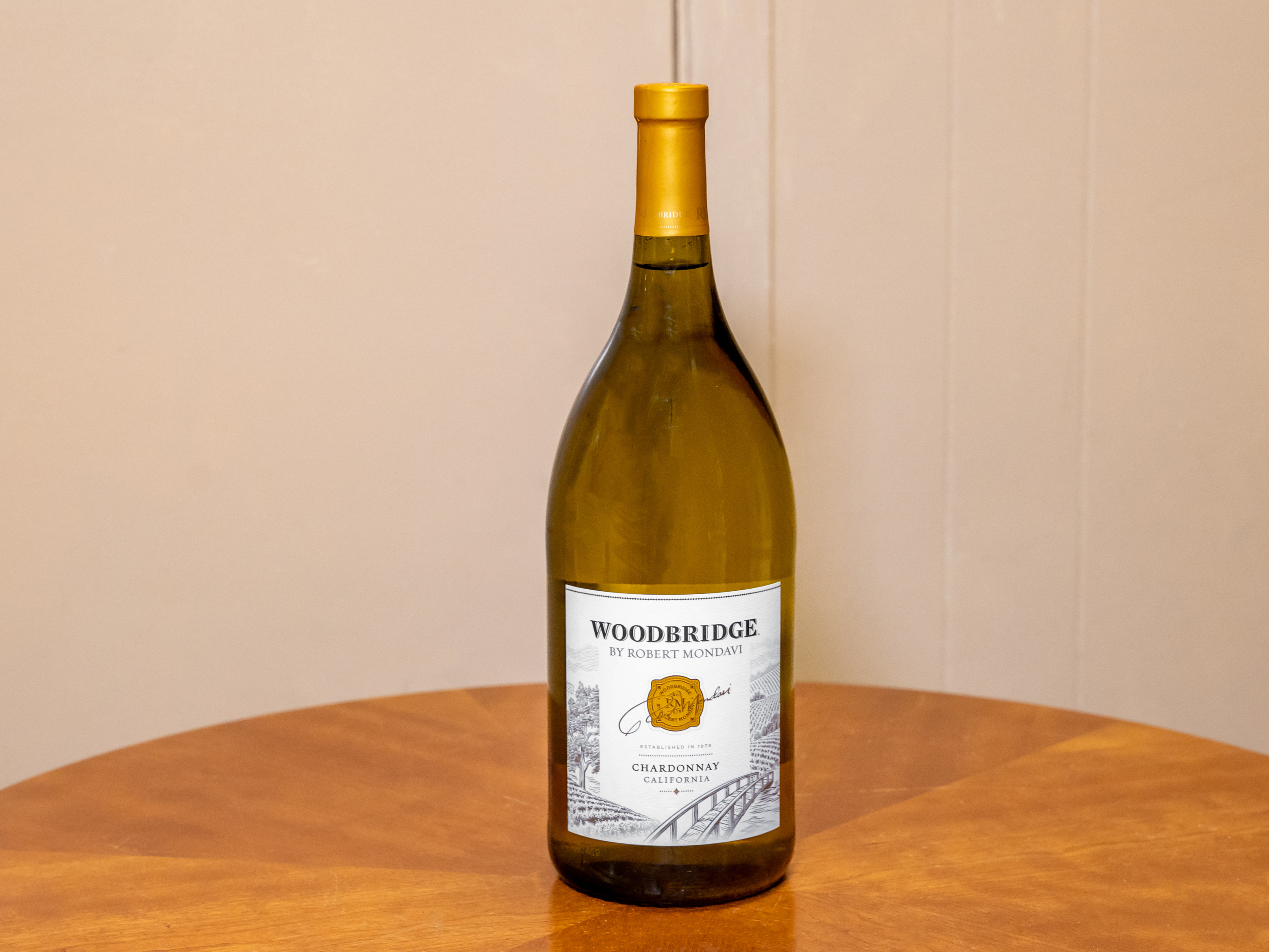 Order Woodbridge Chardonnay, 1.5 Liter White Wine food online from Jose's Wines & Liquors store, Valley Cottage on bringmethat.com