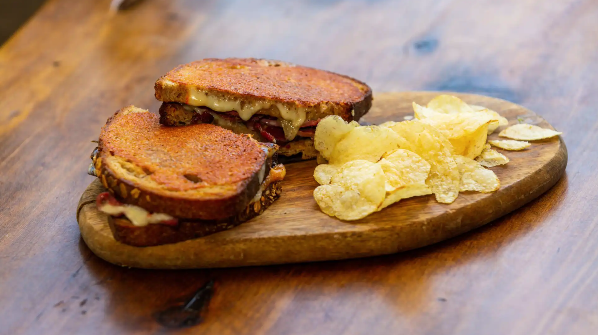 Order Pastrami Melt Sandwich food online from Lo/Cal Coffee and Market store, Santa Monica on bringmethat.com