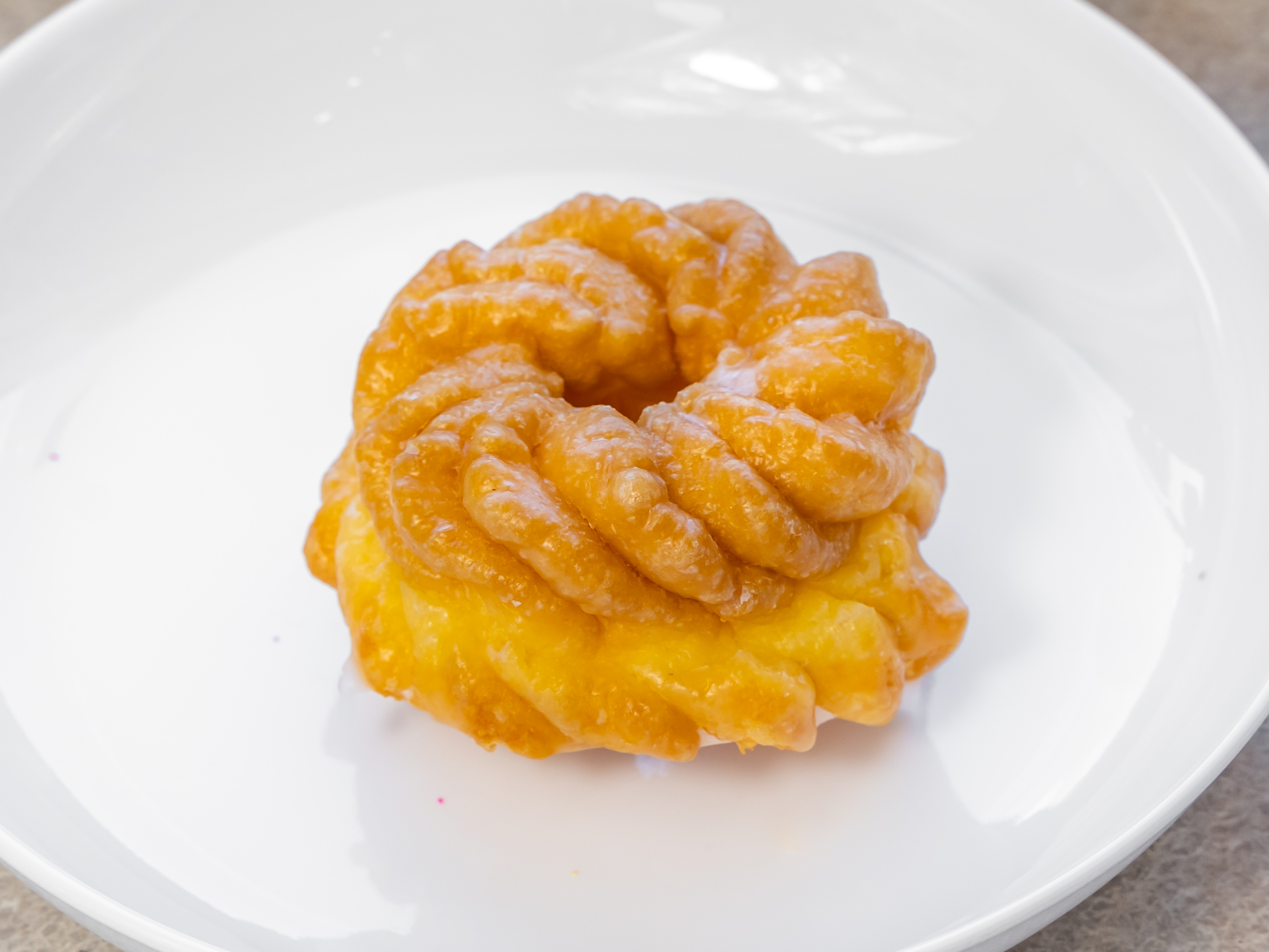 Order Glazed French Cruller food online from Glaze Donuts And Bagel Sandwiches store, San Francisco on bringmethat.com