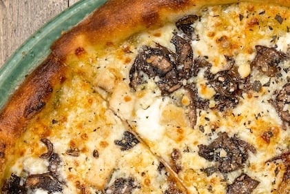 Order Chicken ＆ Goat Cheese food online from SPIN! Neapolitan Pizza store, Olathe on bringmethat.com