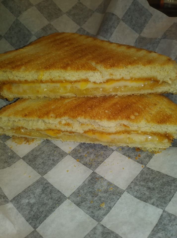 Order Grilled Cheese Sandwich food online from Main Street Cafe store, Round Lake Park on bringmethat.com