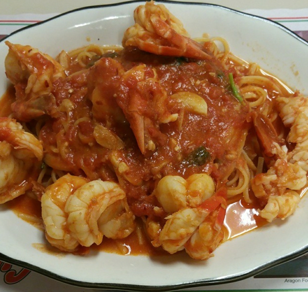 Order Shrimp Fra Diavolo food online from Roma Pizza store, Brooklyn on bringmethat.com