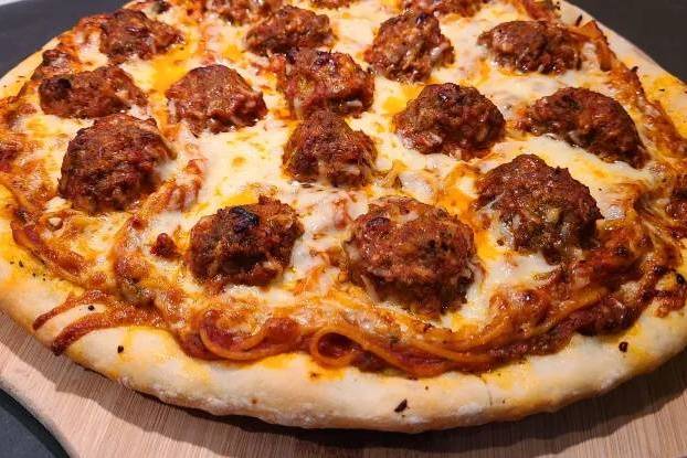 Order Meatball Feast Pizza food online from Roma Pizza & Pasta store, Smyrna on bringmethat.com