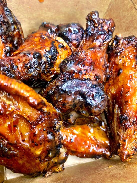Order 5 Chicken Wings food online from Boricua Soul store, Durham on bringmethat.com