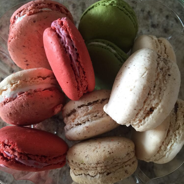 Order French Macaroons food online from Paris Sweet Pastry Shop store, Houston on bringmethat.com