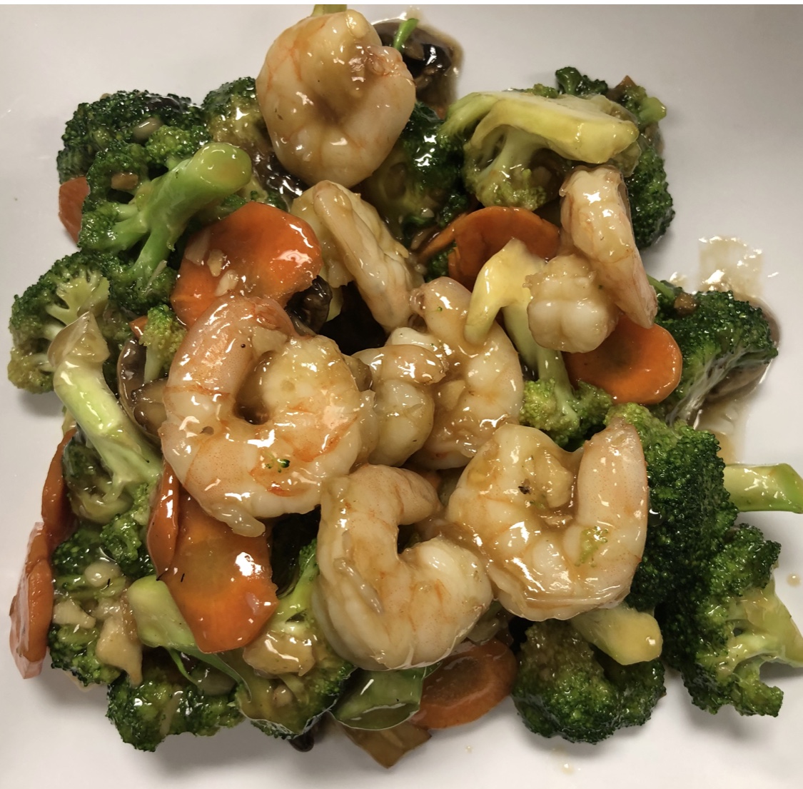 Order Shrimp Broccoli food online from Lucky Buddha Asian Restaurant store, Goodyear on bringmethat.com