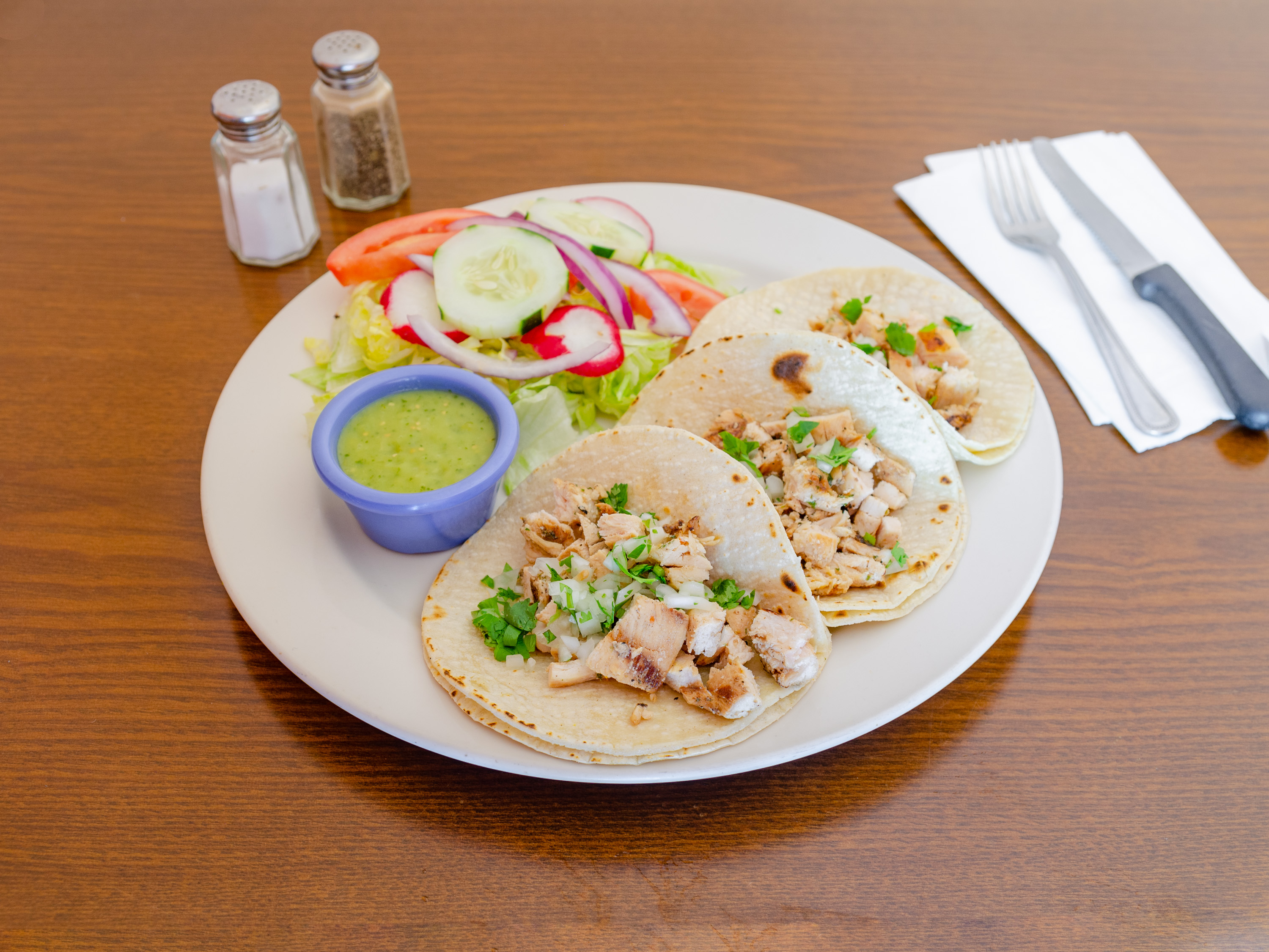 Order 6. Tacos de Pollo food online from Patio Catracho Restaurant store, Long Beach on bringmethat.com