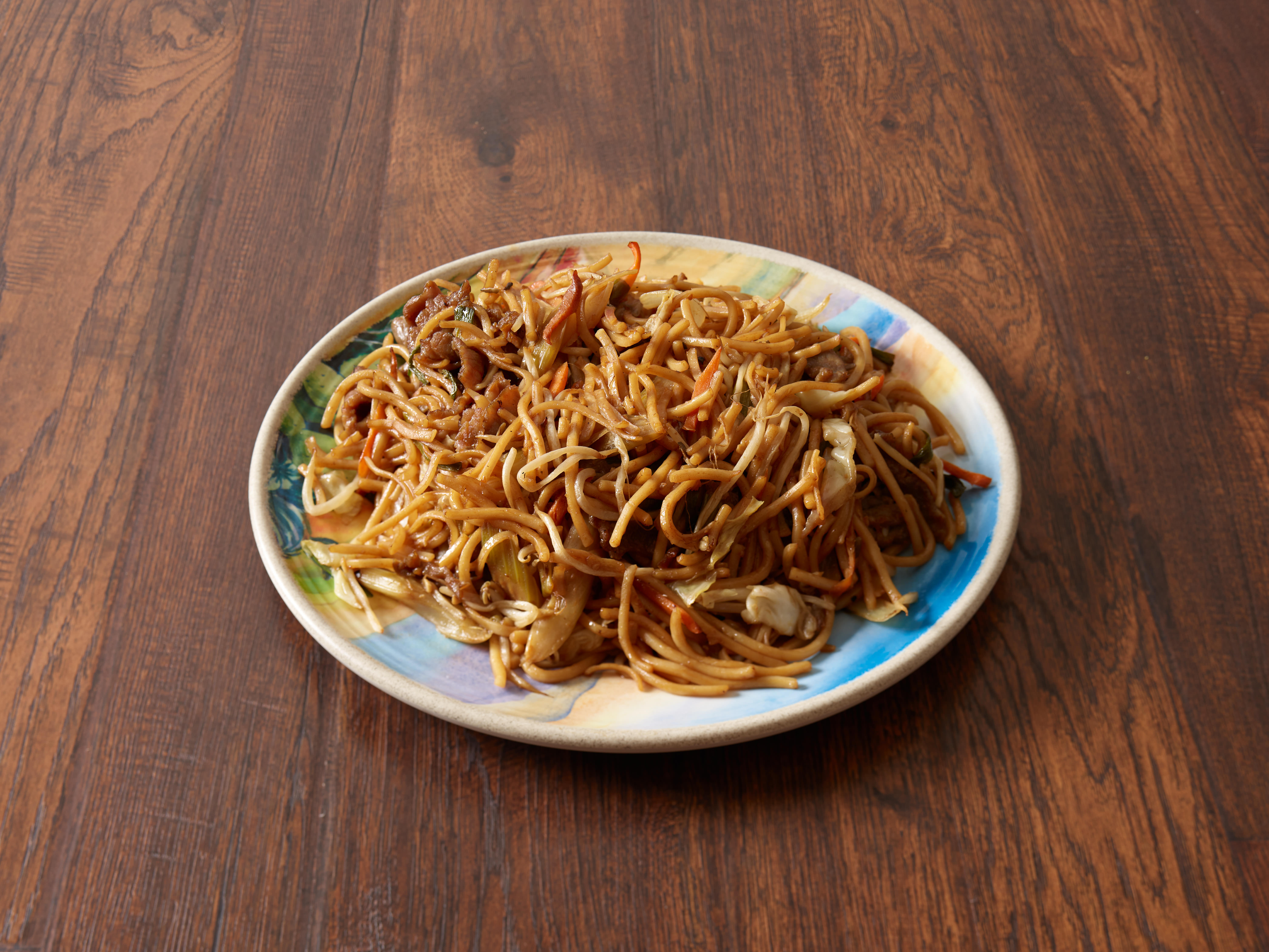 Order Beef Lo Mein food online from Yin Yang Express store, Tucson on bringmethat.com