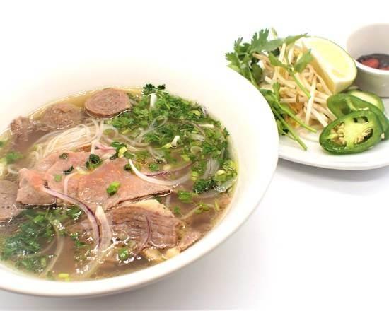 Order PHO DAC BIET "FAH DELUXE" food online from Kim Son Cafe  store, Houston on bringmethat.com