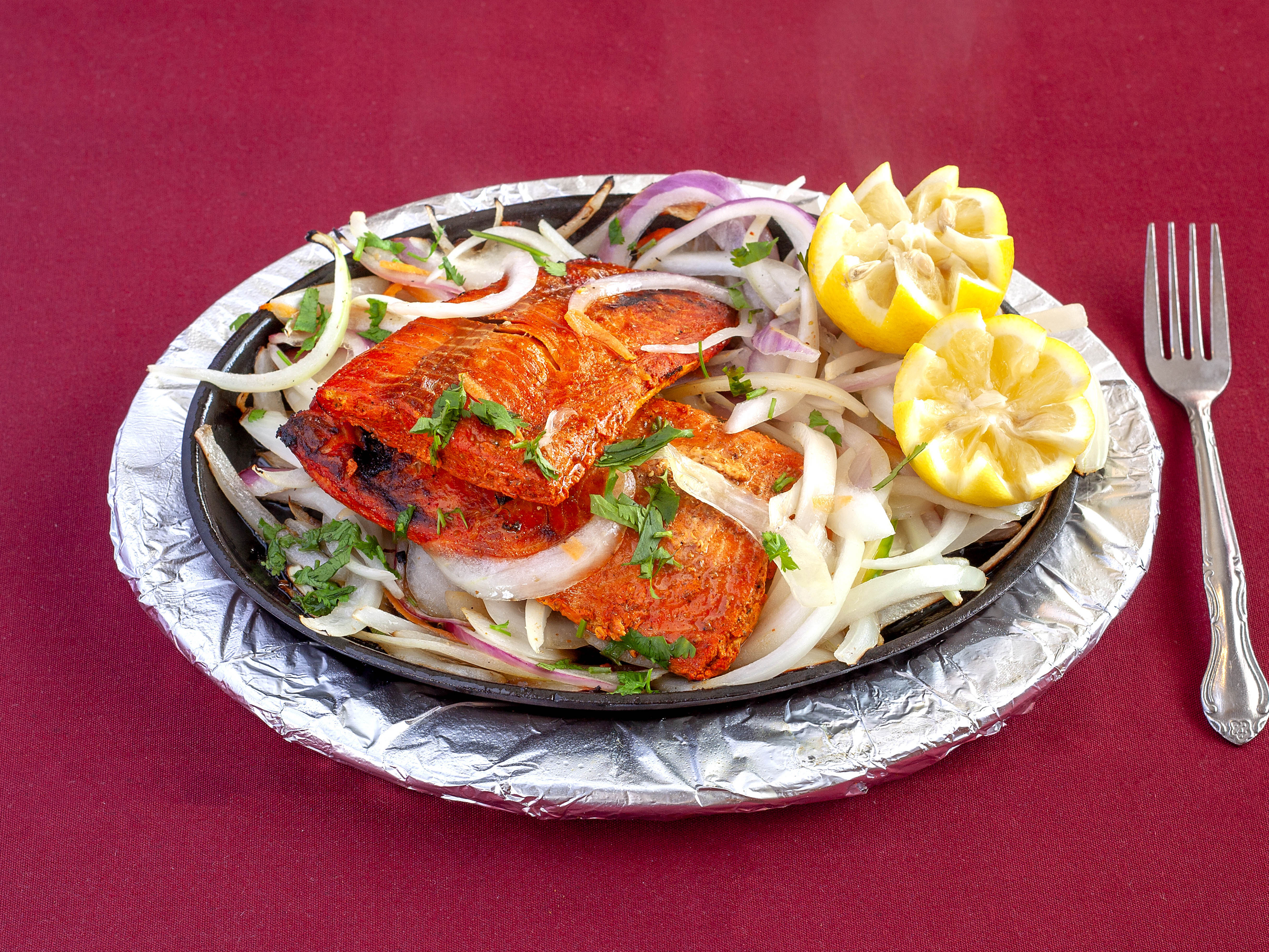 Order Tandoori Fish  food online from Haveli Indian Restaurant store, Saint Louis on bringmethat.com