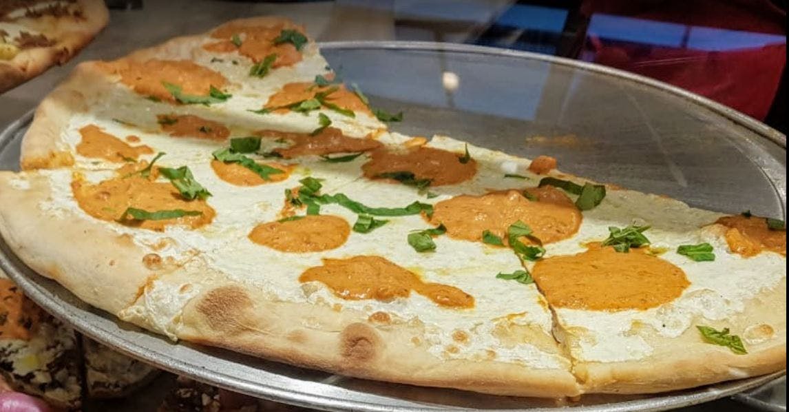 Order Vodka Pizza - Medium 14'' food online from Lunetta pizza store, New York on bringmethat.com