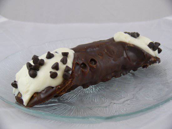 Order Chocolate Cannoli food online from Winged To Perfection store, Nashville-Davidson on bringmethat.com
