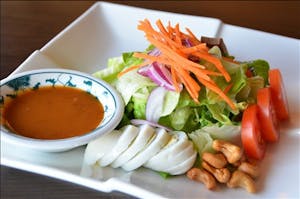 Order Y1. Thai Salad food online from Thai Amarin store, Springfield Township on bringmethat.com