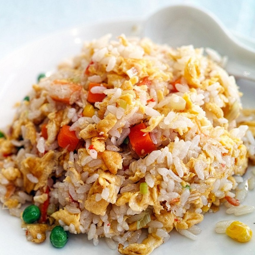 Order K-39. Chicken Fried Rice (닭볶음밥/鸡炒饭) food online from Restaurant Namsan store, Los Angeles on bringmethat.com
