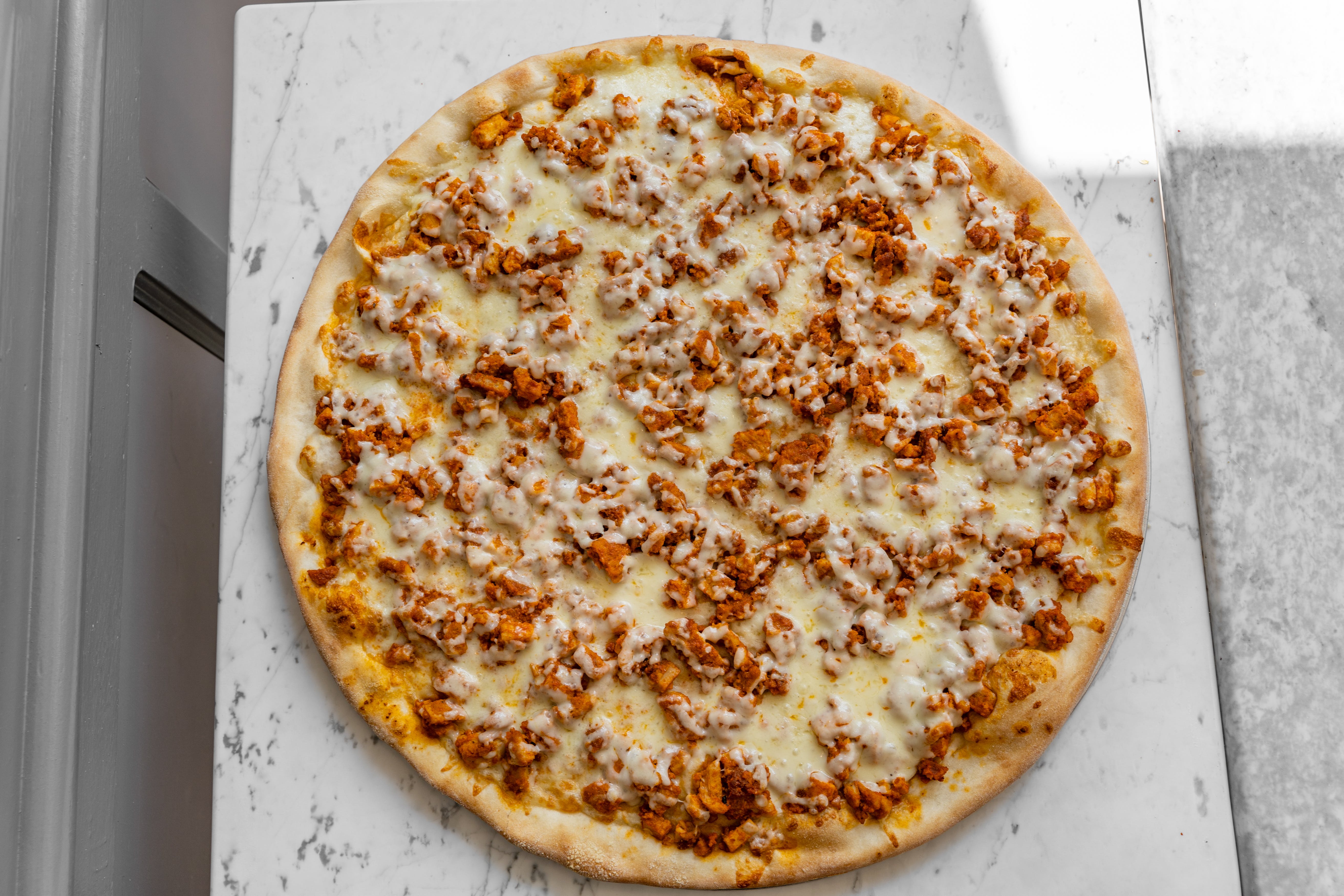 Order Buffalo Chicken Pizza - Personal 12" food online from Roma's pizza store, New York on bringmethat.com