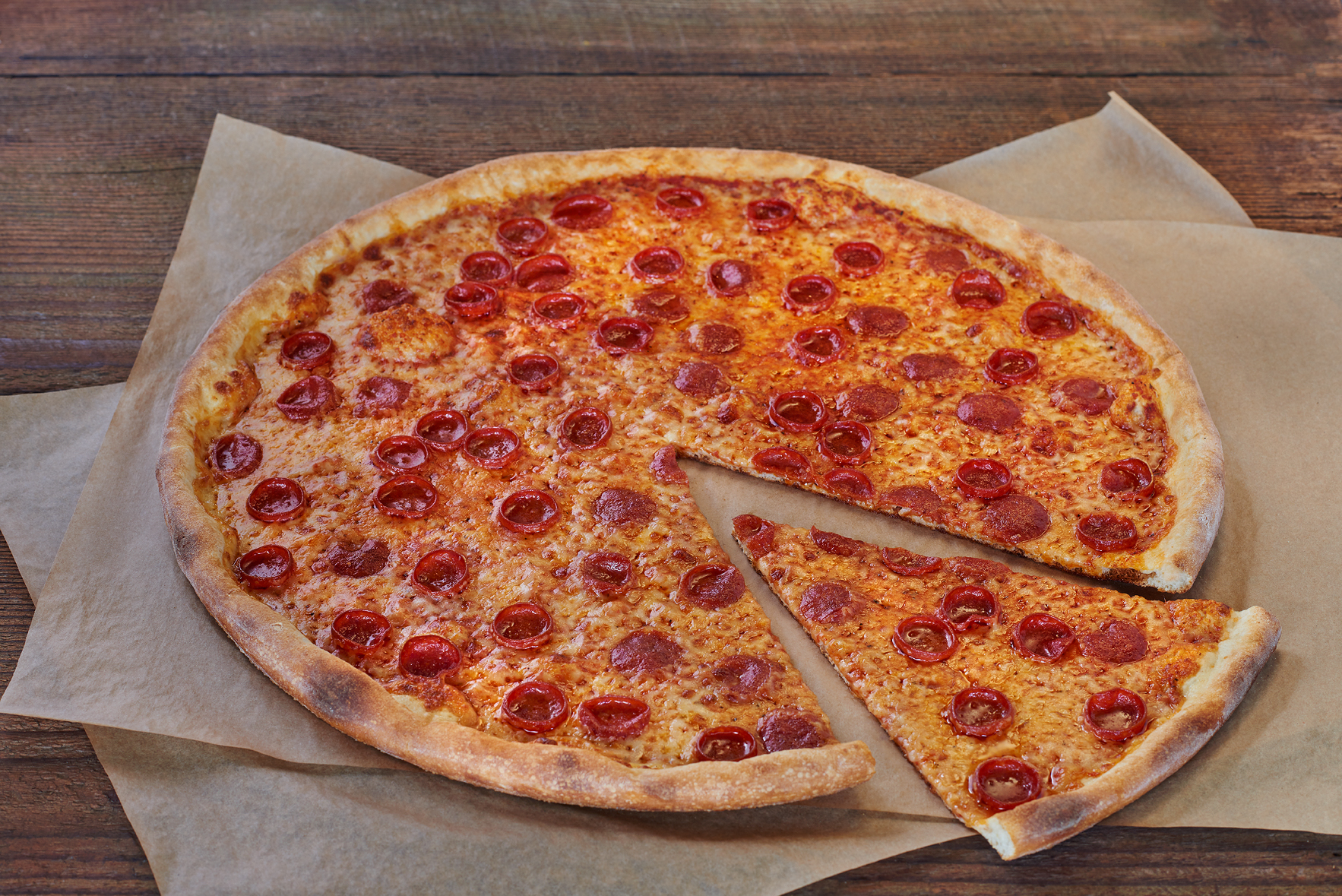 Order Pepperoni Pie food online from Flippin Pizza store, Alpharetta on bringmethat.com