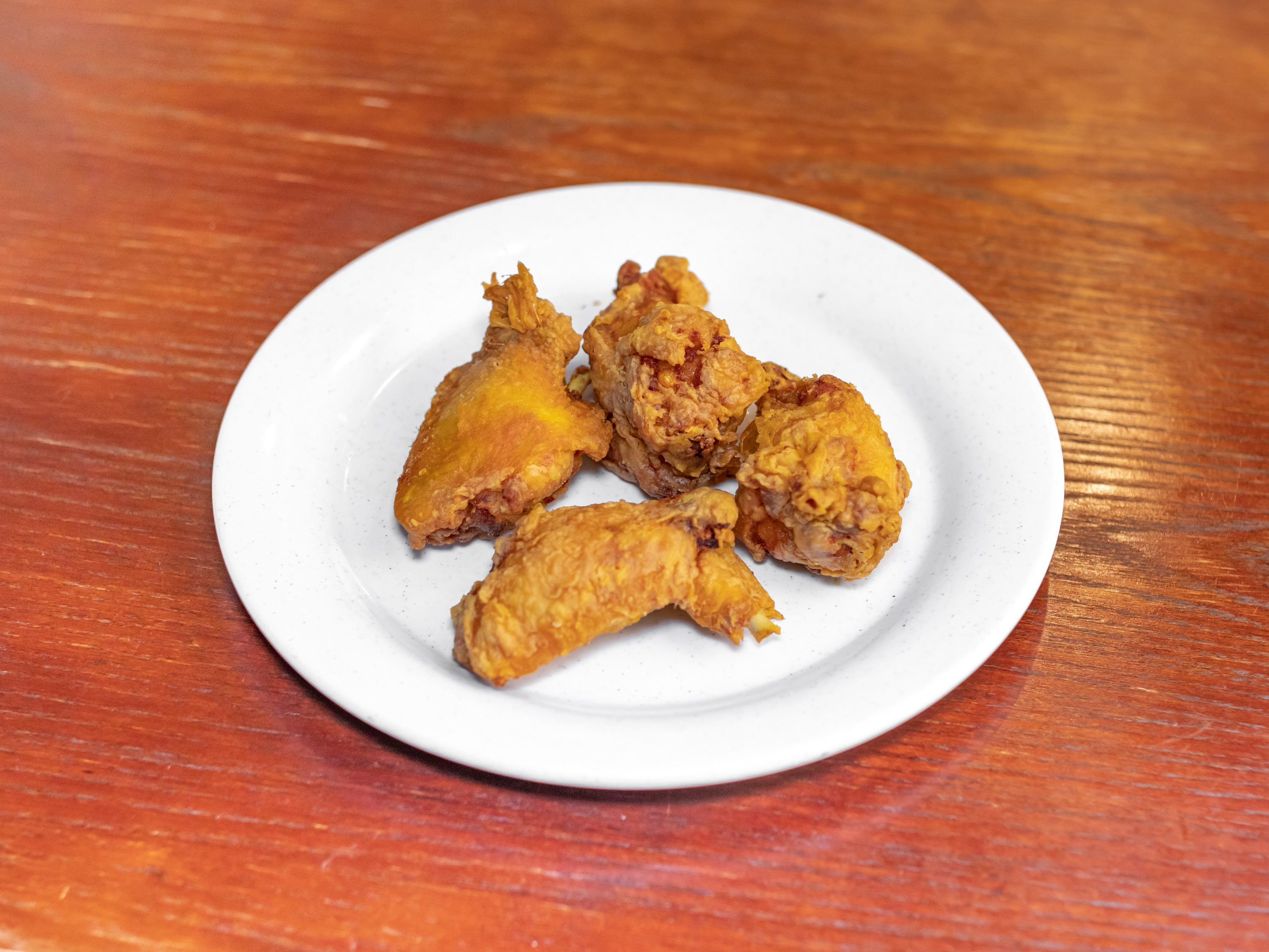 Order 8 Piece Chicken Wings food online from China Buffet store, Council Bluffs on bringmethat.com