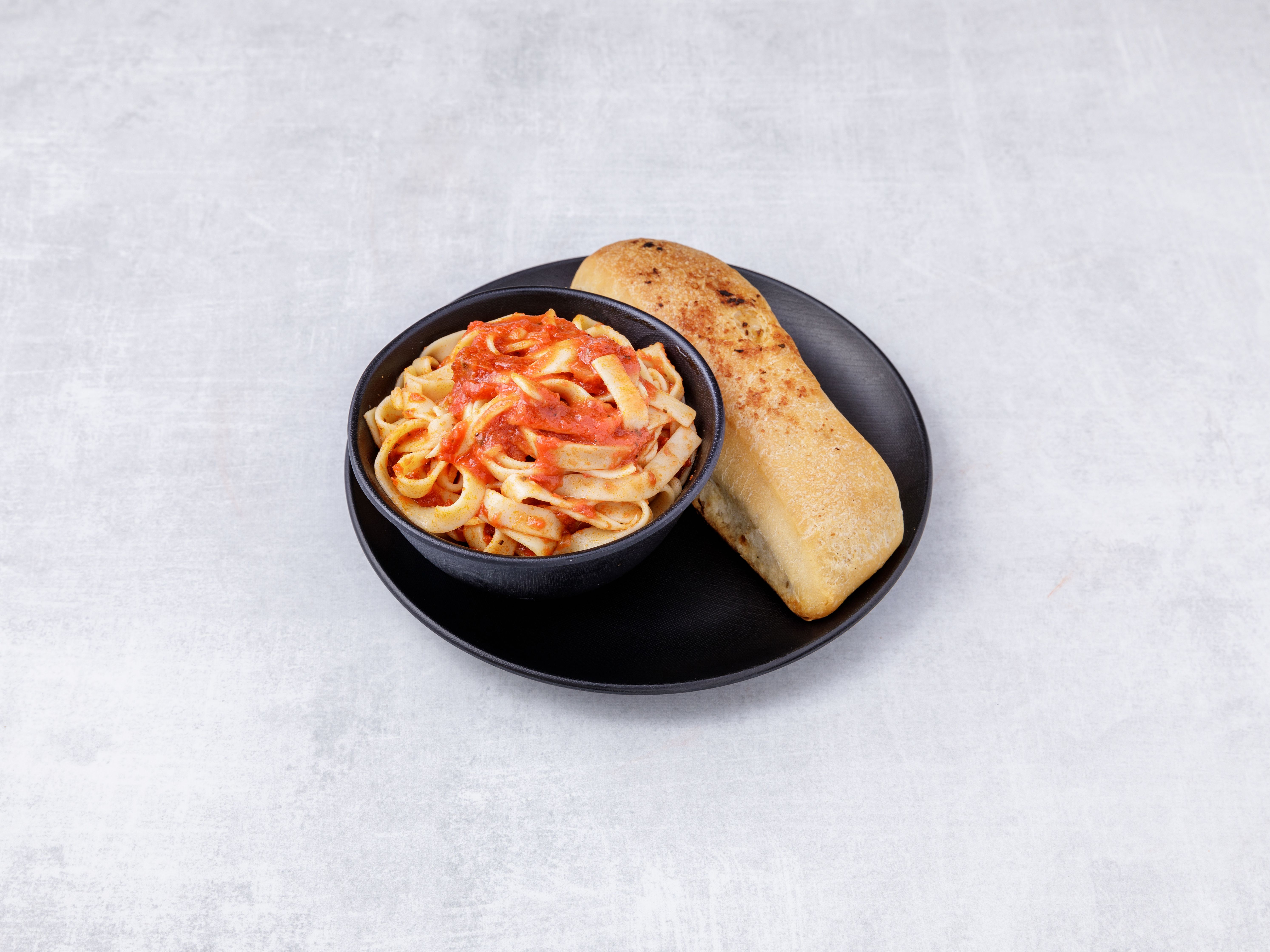 Order Pasta with Tomato Sauce food online from Highland Pizza store, Highland Park on bringmethat.com