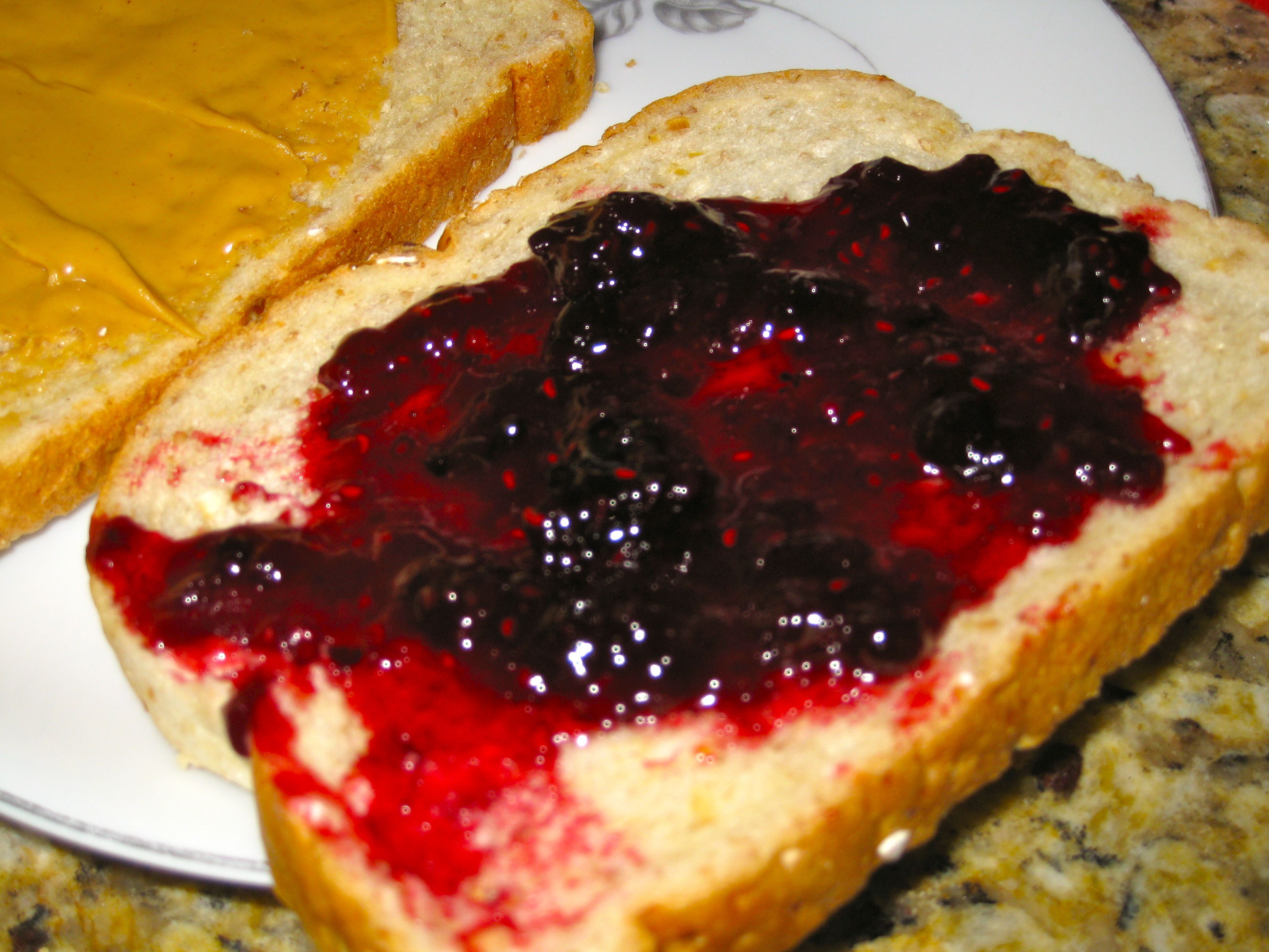 Order B3. Bread with Butter and Jelly food online from Middletown Deli And Convenience store, Bronx on bringmethat.com