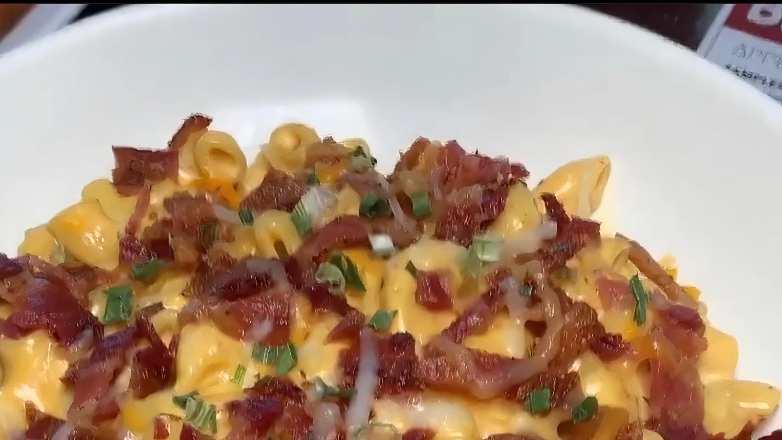 Order Bacon Mac and Cheese food online from Brewski store, San Diego on bringmethat.com