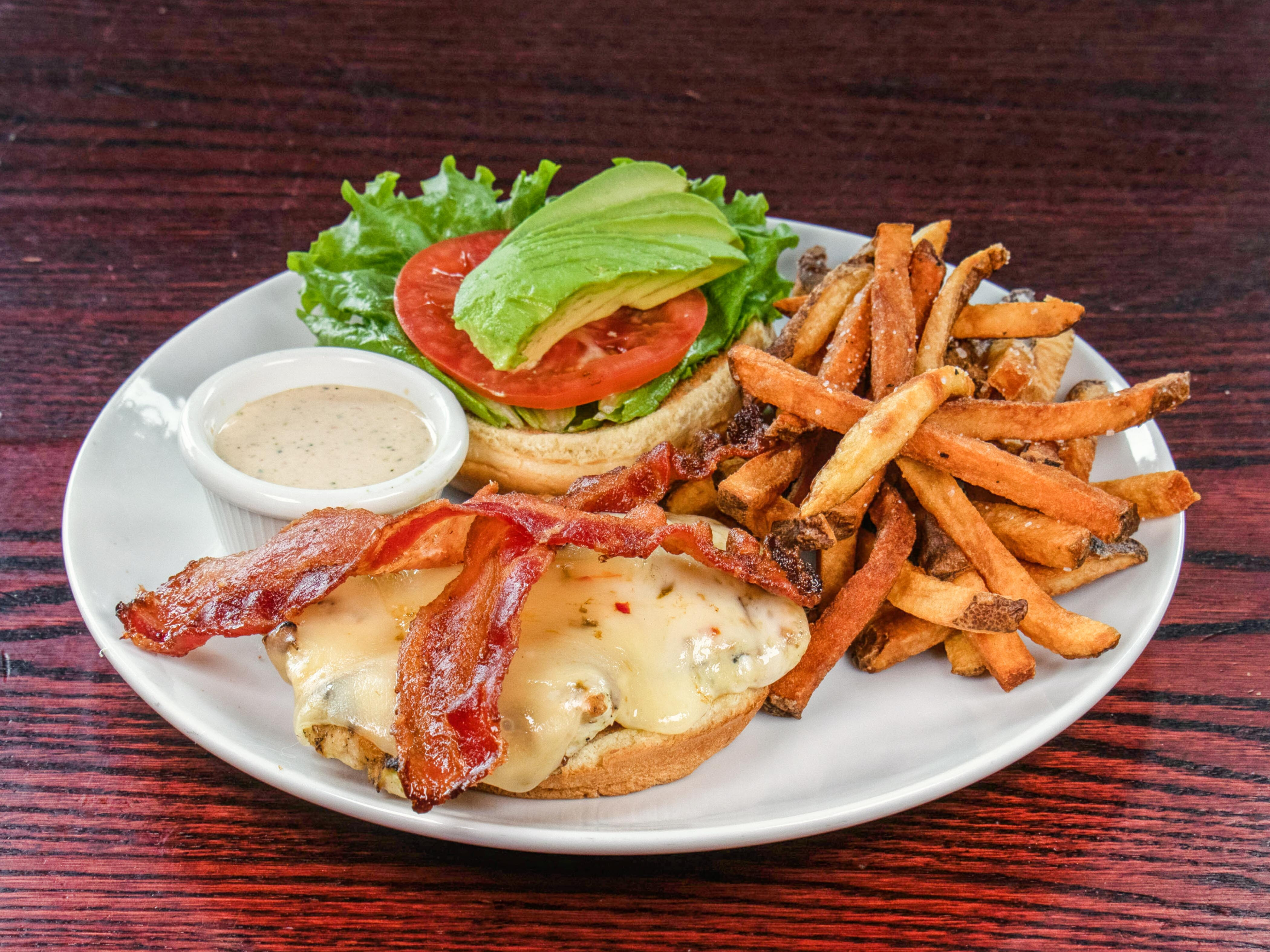 Order Alehouse Chicken Sandwich food online from The Bungalow Alehouse store, Ashburn on bringmethat.com