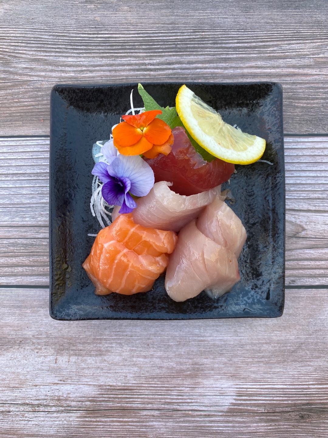 Order Assorted Sashimi 6pc food online from Yanagi Kitchen store, Manhattan Beach on bringmethat.com