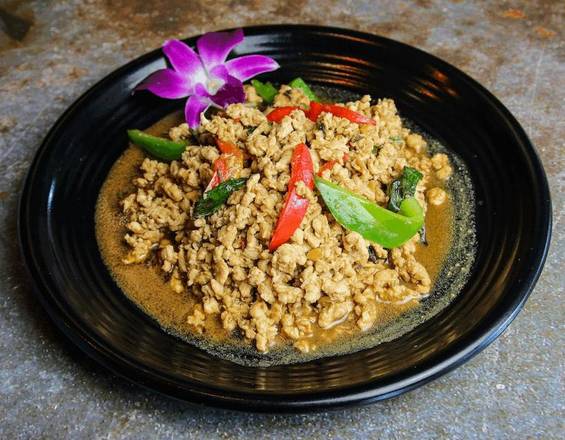 Order Chilies & Thai Hot Basil food online from Baan Thai store, San Anselmo on bringmethat.com
