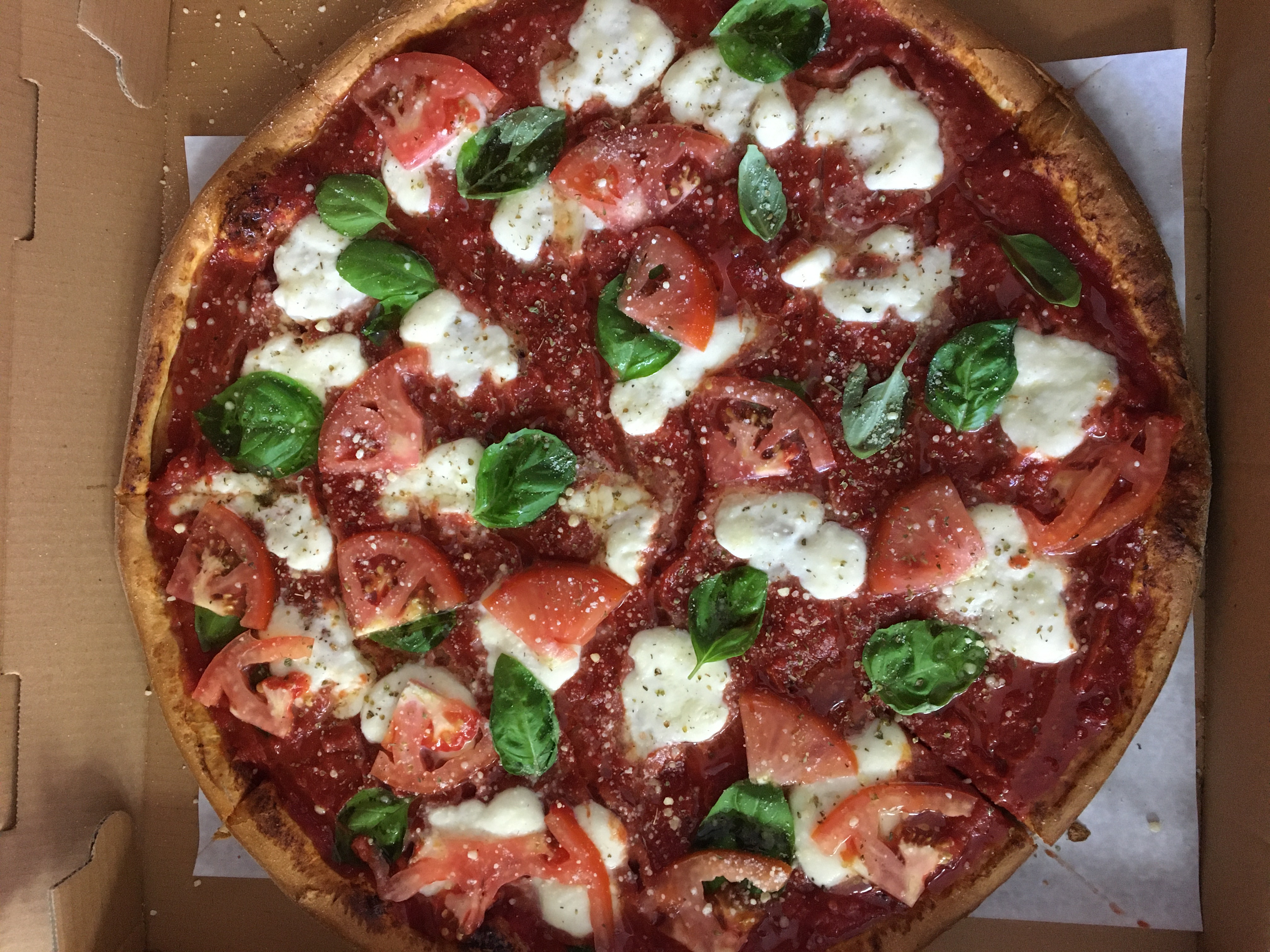 Order Margherita Pizza food online from Fourno Pizza & Grill store, Drexel Hill on bringmethat.com