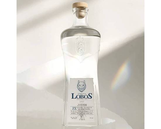Order LOBOS 1707 TEQUILA JOVEN 80 750ml food online from House Of Wine store, New Rochelle on bringmethat.com