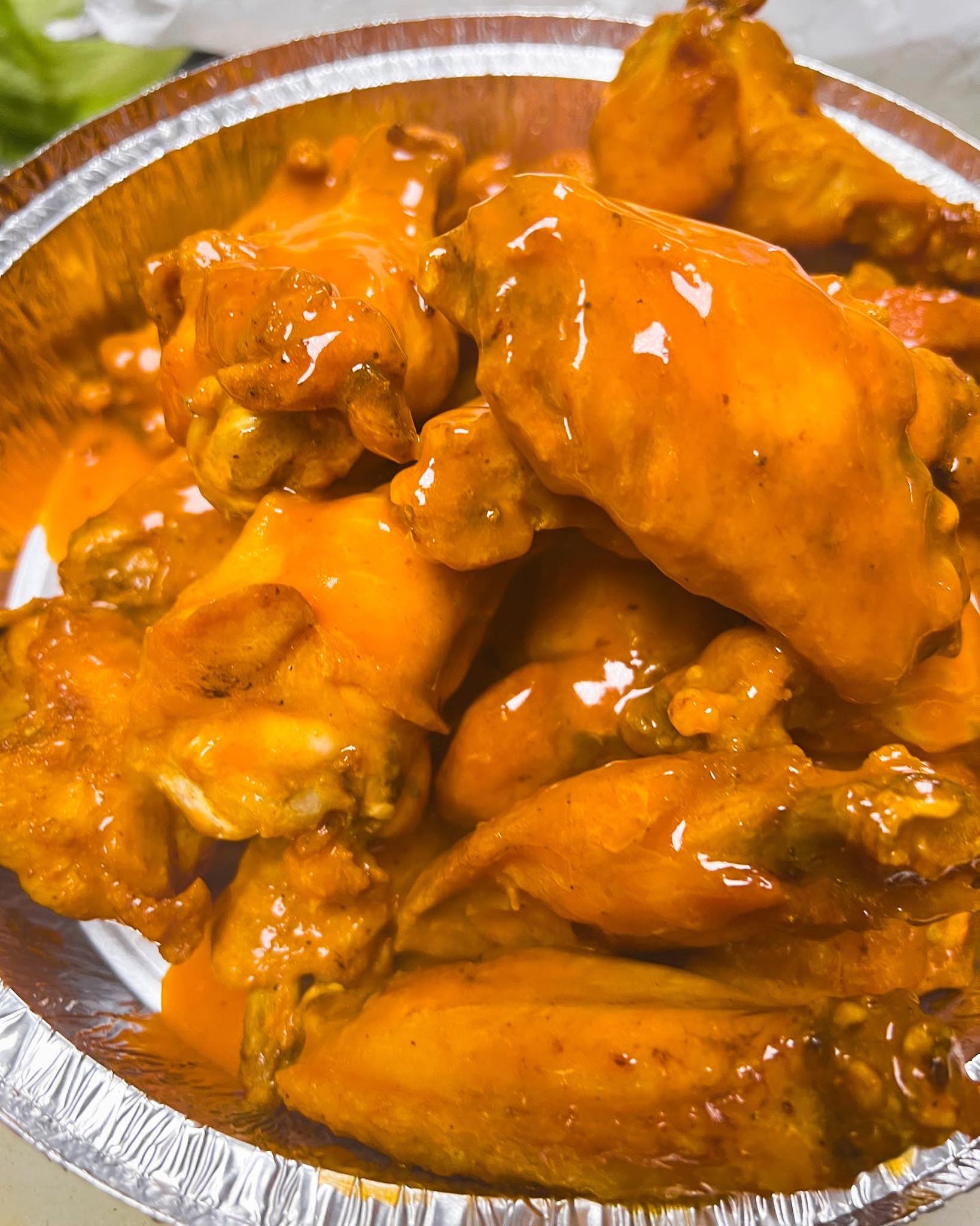 Order Wings - 10 Pieces food online from Vero Pizzeria store, Bellmawr on bringmethat.com