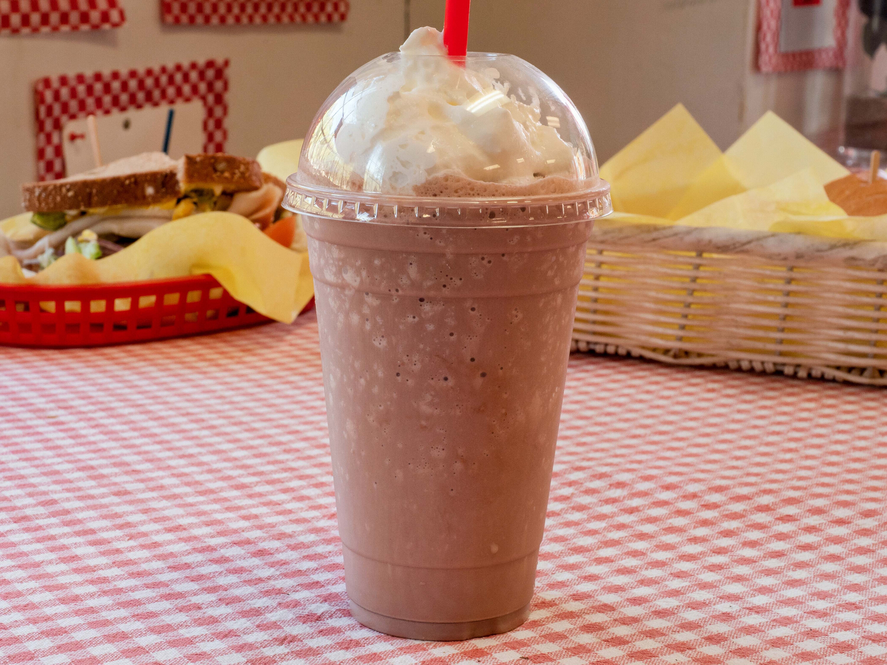 Order Oreo Milkshake food online from Ohlone Deli store, Fremont on bringmethat.com