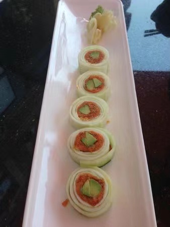 Order Naruto Spicy Tuna Avocado Roll food online from EDO Sushi store, Lynbrook on bringmethat.com