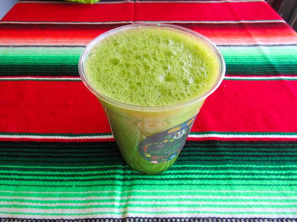 Order Jugos Verde / Green Juice  food online from La Catrina Michoacana Paletera store, Long Beach on bringmethat.com