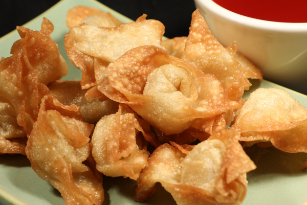 Order 9. Fried Wontons with Sweet and Sour Sauce food online from Chef Ming's Kitchen store, Beverly Hills on bringmethat.com