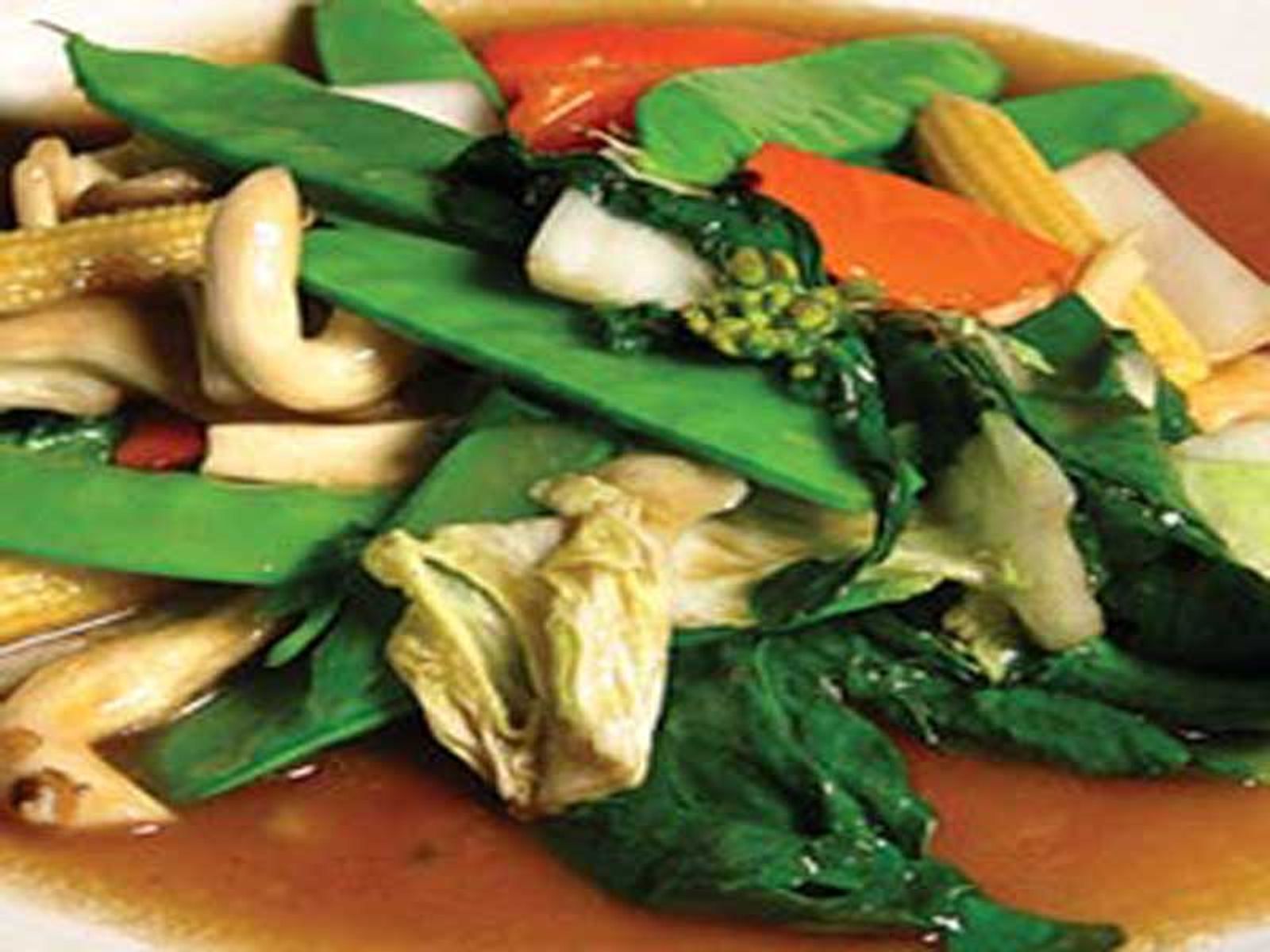 Order Mixed Vegetables food online from Lanna Thai Restaurant store, Everett on bringmethat.com