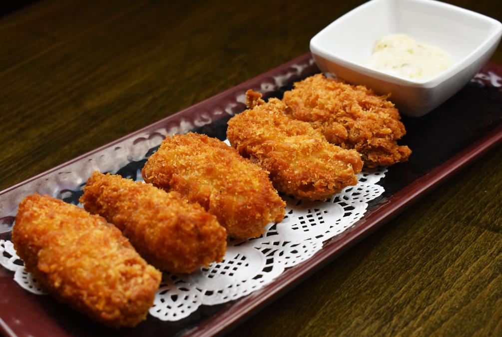 Order Fried Oyster Small Plate food online from Akaya Sushi, Izakaya & Ramen store, Richardson on bringmethat.com